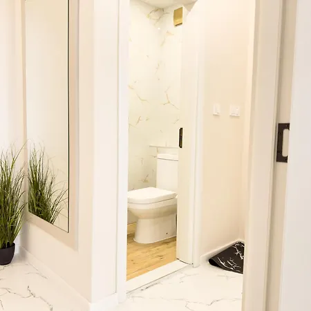 Apartmán 2br Business With Free Gym, By Holiwork *