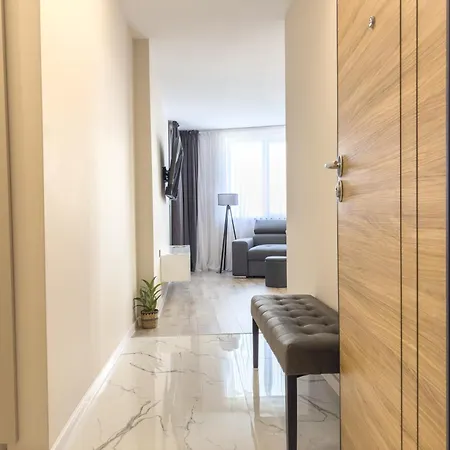 2br Business With Free Gym, By Holiwork * Φιλιππούπολη