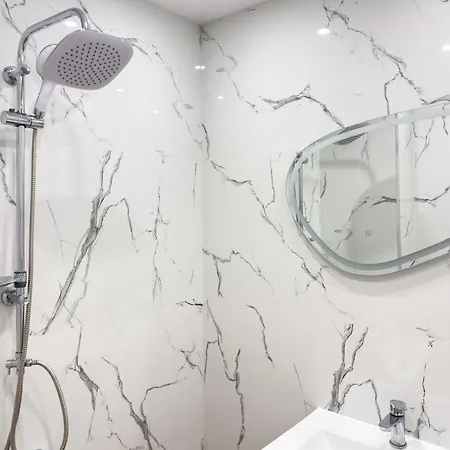 2br Business With Free Gym, By Holiwork Apartmán Plovdiv