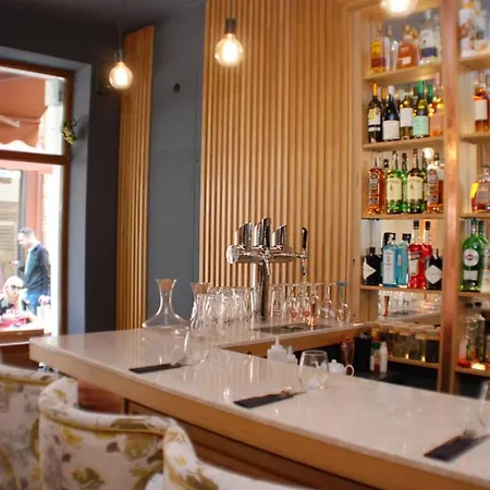 2br Business With Free Gym, By Holiwork Apartmán