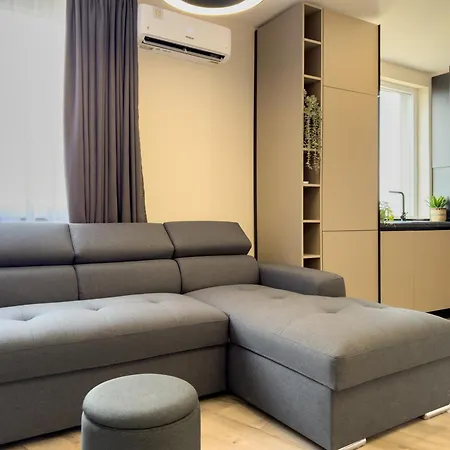 Apartmán 2br Business With Free Gym, By Holiwork Plovdiv