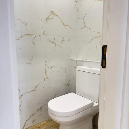 Appartement 2br Business With Free Gym, By Holiwork *