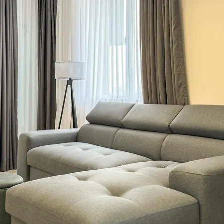 Apartmán 2br Business With Free Gym, By Holiwork *