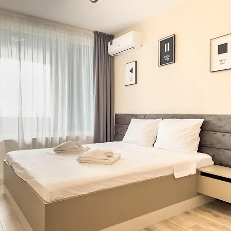 Apartmán 2br Business With Free Gym, By Holiwork Plovdiv