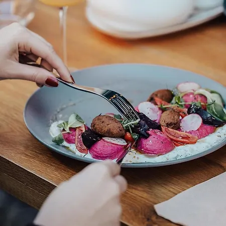 2br Business With Free Gym, By Holiwork Apartman Plovdiv