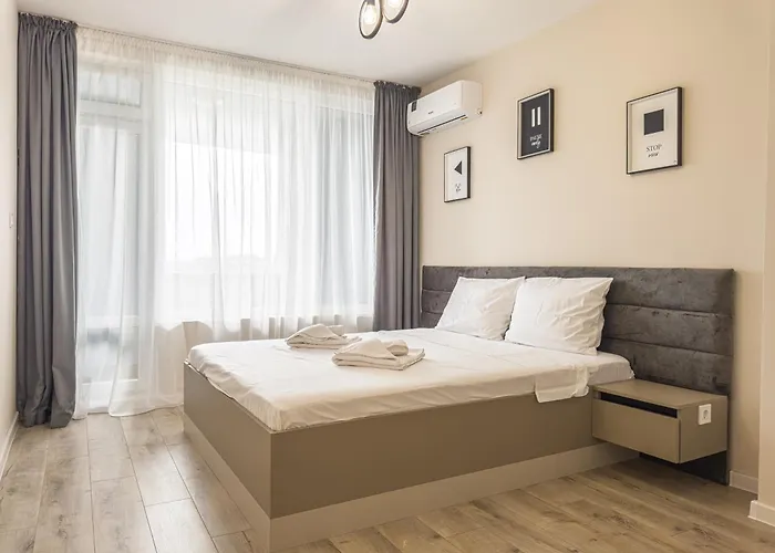 2br Business With Free Gym, By Holiwork بلوفديف