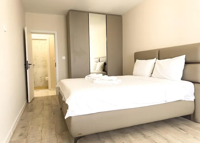 2br Business With Free Gym, By Holiwork بلوفديف