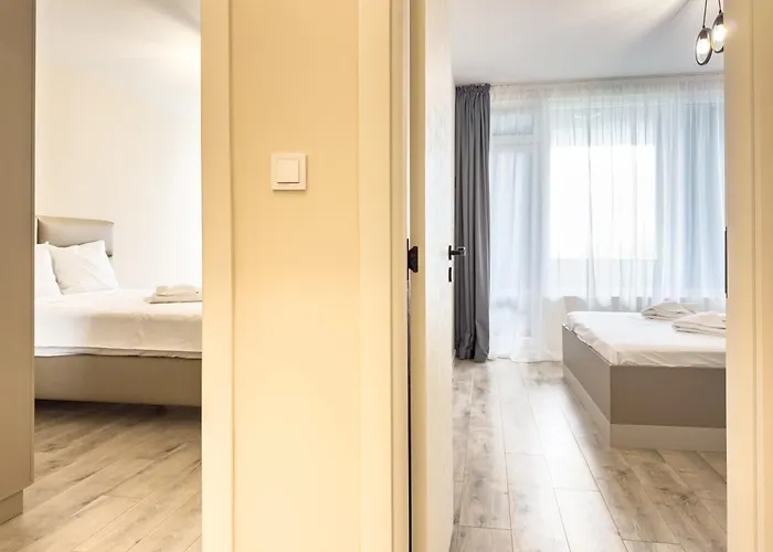 2br Business With Free Gym, By Holiwork شقة *