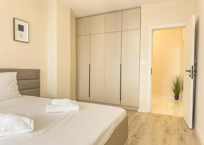 شقة 2br Business With Free Gym, By Holiwork *