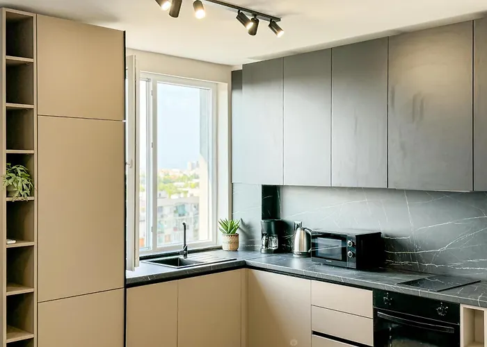 2br Business With Free Gym, By Holiwork * بلوفديف