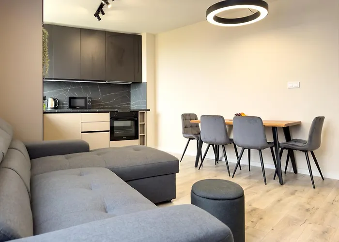 2br Business With Free Gym, By Holiwork شقة